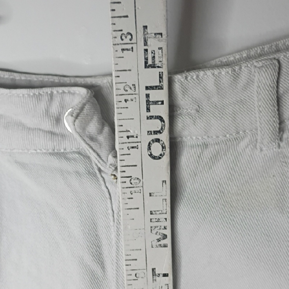 Mixed Stack of Folded Pants and Jeans - White, Purple, Light Blue, Black - Picture 4 of 14